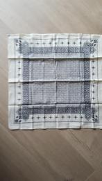 sjaaltje / bandana beige / zwart 52 x 52 cm., Ophalen of Verzenden, Zo goed als nieuw, Sjaal