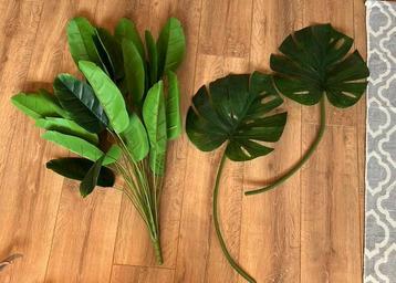 Kunstplanten / kunstplant monstera en palm beschikbaar voor biedingen