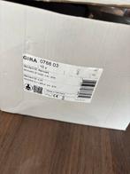 Gira Stopcontacten Wit - 9 Stuks met Afdekplaat, Doe-het-zelf en Verbouw, Elektra en Kabels, Ophalen of Verzenden, Nieuw, Stopcontact