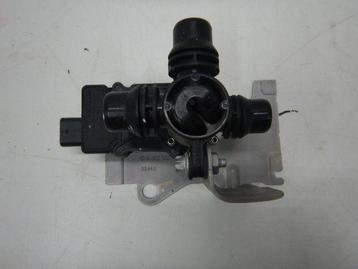 Mercedes-Benz Sprinter W907 Extra Waterpomp A0005061300 beschikbaar voor biedingen