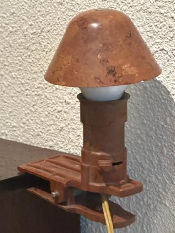 Bureau klemlampje beschikbaar voor biedingen