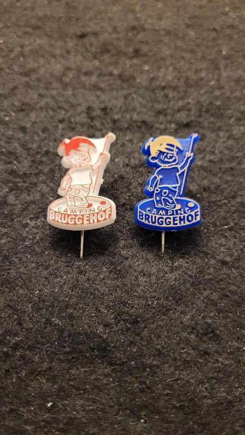 Bruggehof camping  Dordrecht speldjes, Verzamelen, Speldjes, Pins en Buttons, Zo goed als nieuw, Speldje of Pin, Merk, Verzenden