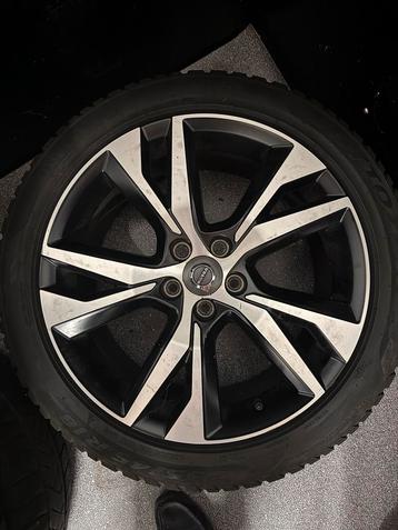 Volvo V60 R-design Velgen met Winterbanden beschikbaar voor biedingen