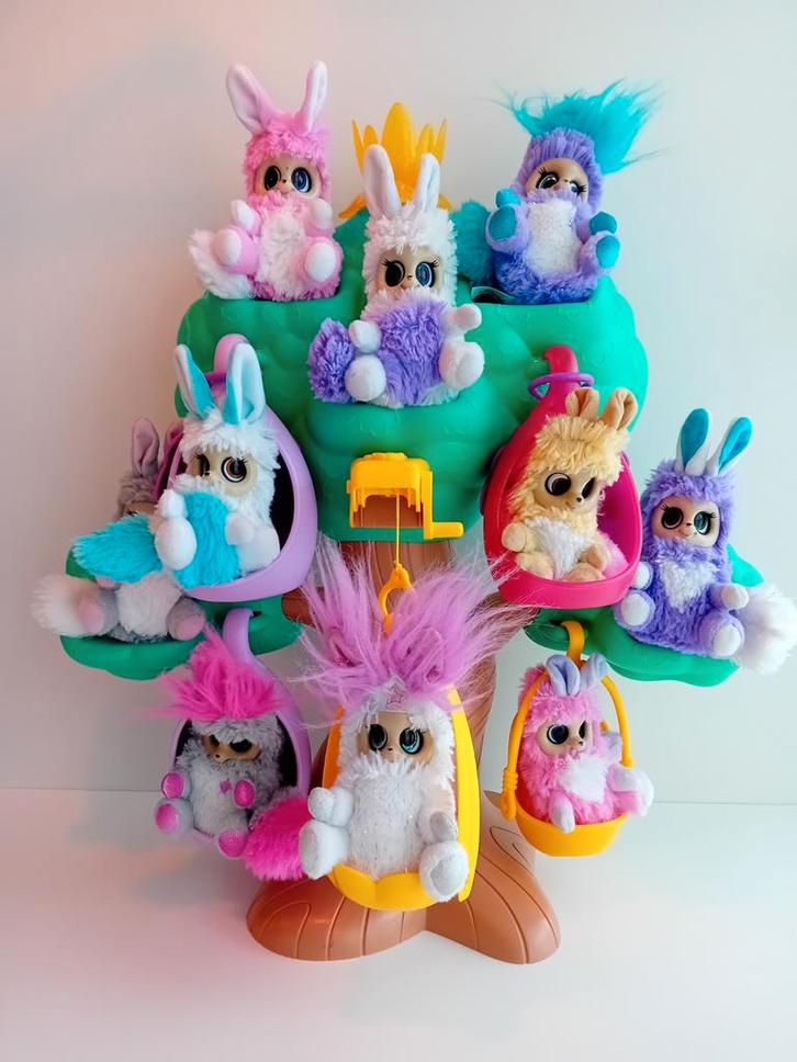 Bush Baby World Boomhut met 11 Cute Bush Babies, Kinderen en Baby's, Speelgoed | Knuffels en Pluche, Zo goed als nieuw, Overige typen