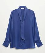 Mango Satijnen blouse met strik maat M, Kleding | Dames, Blouses en Tunieken, Blauw, Maat 38/40 (M), Mango, Zo goed als nieuw