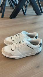 P&B witte sneakers maat 40 heren, Ophalen of Verzenden, Zo goed als nieuw, Wit