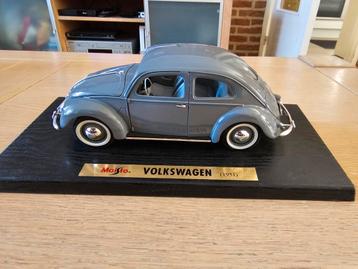 TE KOOP MOOIE MAISTO VOLKSWAGEN 1951 SCHAAL1:18

MERK MAISTO beschikbaar voor biedingen