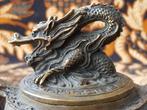 Chinese wierookbrander of koro van brons met een draak 12 cm, Antiek en Kunst, Ophalen of Verzenden