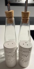 Riviera Maison, oil & vinegar + peper en zout setje., Huis en Inrichting, Ophalen of Verzenden, Zo goed als nieuw