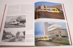 Spoor & Trein — Het Grote Spoorweg-jaarboek [Editie 2002], Tram, N.v.t., Ophalen of Verzenden, Zo goed als nieuw