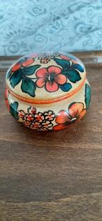 Fraai bewerkt houten doosje., Antiek en Kunst, Curiosa en Brocante, Ophalen of Verzenden