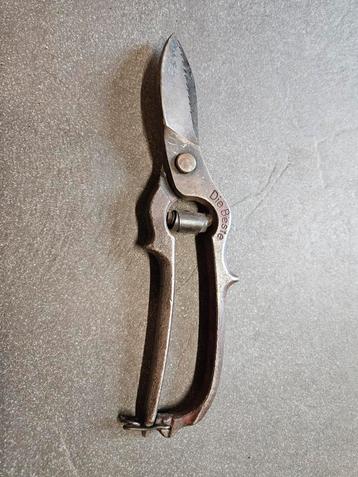 Vintage "Die Beste" Leerschaar beschikbaar voor biedingen