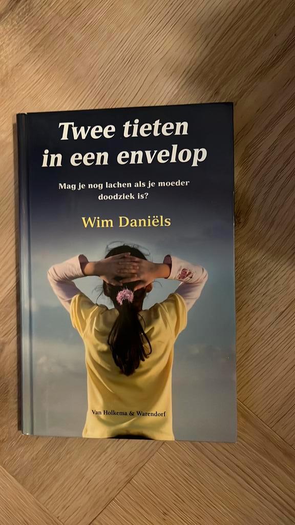 Wim Daniëls - Twee tieten in een envelop, Boeken, Kinderboeken | Jeugd | 10 tot 12 jaar, Zo goed als nieuw, Ophalen of Verzenden