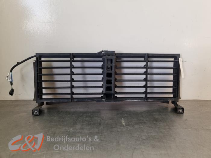 Luchtgeleider van een Opel Vivaro, Auto-onderdelen, Motor en Toebehoren, Gebruikt, -, -, Opel