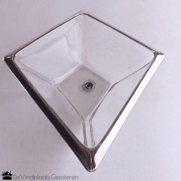 Walther Glas diamant kristallen schaal beschikbaar voor biedingen