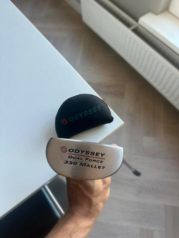 Odyssey putter met headcover beschikbaar voor biedingen