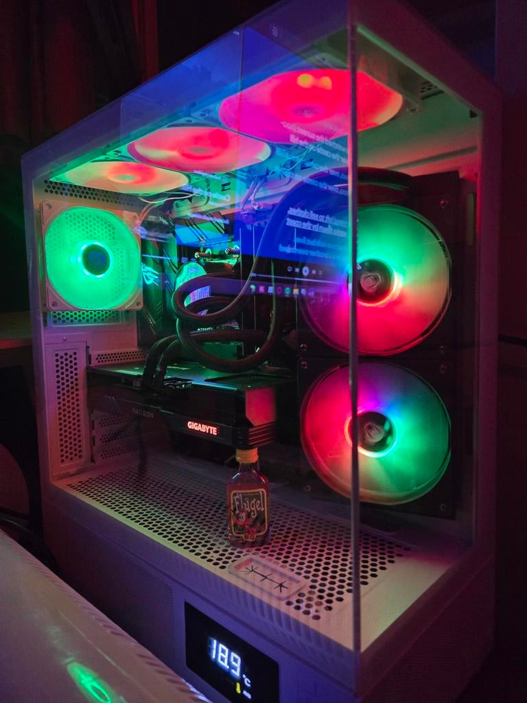 Gaming PC - Ryzen 7 + 27" Monitor 180hz, Computers en Software, Desktop Pc's, Gebruikt, Custom Build, Onbekend, Ophalen of Verzenden