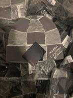 Lv muts, Dieren en Toebehoren, Ophalen of Verzenden, Zo goed als nieuw