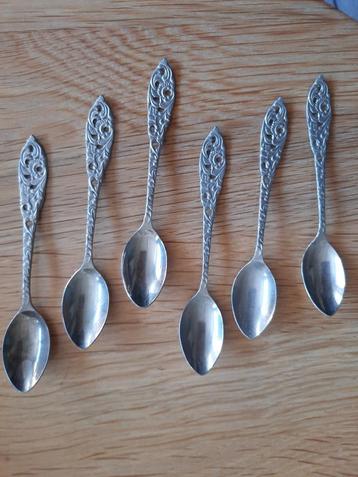 6 ajour advocaat lepeltjes beschikbaar voor biedingen