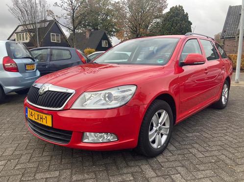 Skoda Octavia Combi 1.2 TSI Ambition Business Line, Auto's, Skoda, Bedrijf, Te koop, Octavia, ABS, Airbags, Airconditioning, Bluetooth