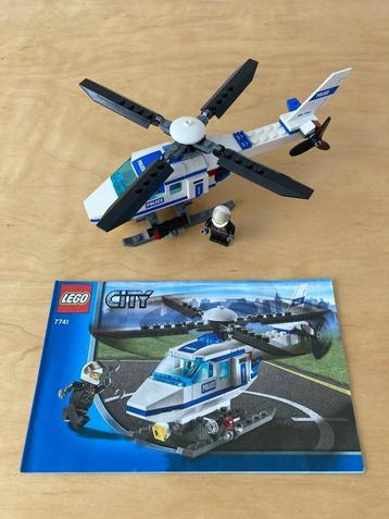 LEGO City - Politiehelikopter - 7741 beschikbaar voor biedingen