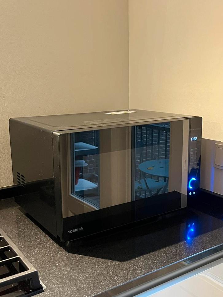 Toshiba MV-TC25T(BK) 4-in-1 Microwave with Air Fryer, 25 L, Witgoed en Apparatuur, Magnetrons, Zo goed als nieuw, Vrijstaand, Combimagnetron