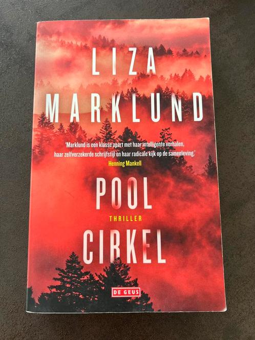 Liza Marklund - Poolcirkel, Boeken, Thrillers, Zo goed als nieuw, Nederland, Ophalen of Verzenden