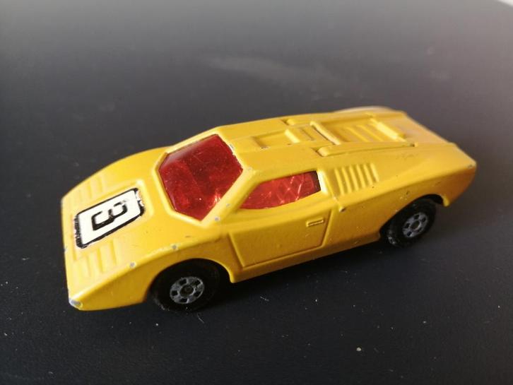 Lesney Matchbox Superfast #27 Lamborghini Countach, Hobby en Vrije tijd, Modelauto's | Overige schalen, Zo goed als nieuw, Auto