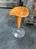 Moderne oranje barkruk – 12 stuks, Ophalen, Kunststof, In hoogte verstelbaar, Gebruikt