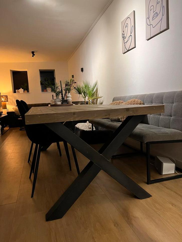 Tafel met stalen kruispoot, Huis en Inrichting, Tafels | Eettafels, Gebruikt, 100 tot 150 cm, 200 cm of meer, Vijf personen of meer