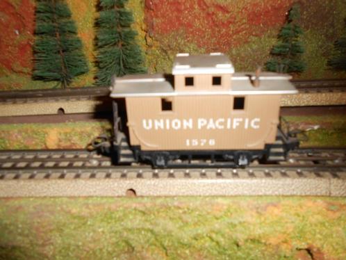 Märklin 4576 Amerika UNION PACIFIC caboose, 2 asser, Hobby en Vrije tijd, Modeltreinen | H0, Gebruikt, Wagon, Wisselstroom, Märklin