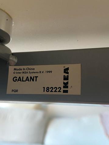 IKEA Galant Bureau met Glazen Blad - afbeelding 4