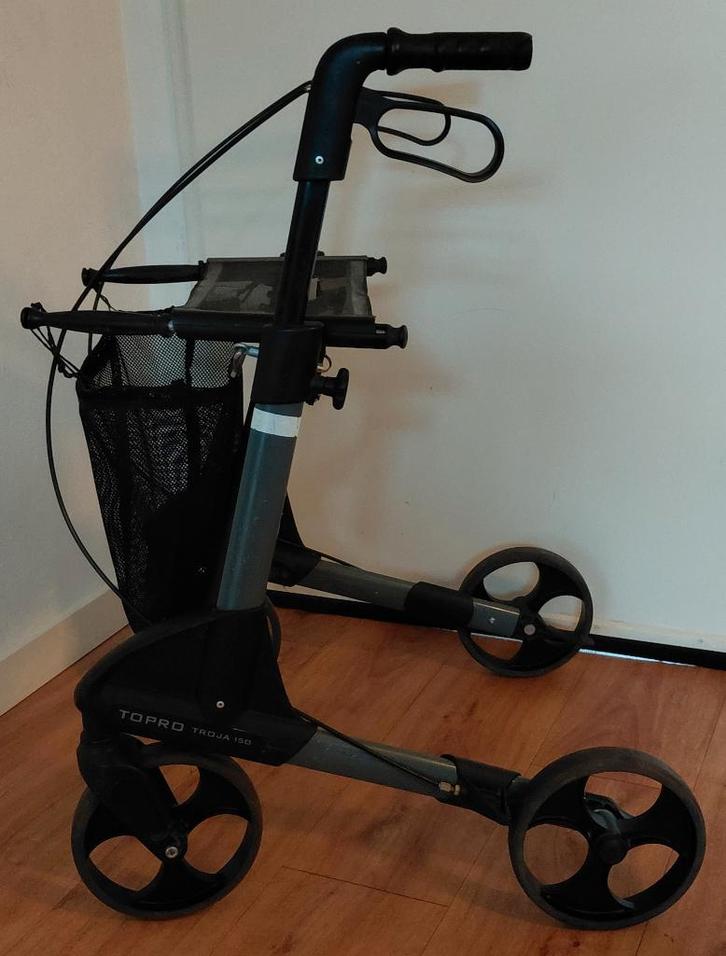 Rollator merk: Topro Troja M + Boodschappen netje (7.3 kg !), Diversen, Rollators, Zo goed als nieuw, Lichtgewicht, Opvouwbaar