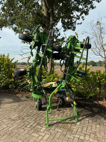 Krone Vendro 820 bj 22 beschikbaar voor biedingen