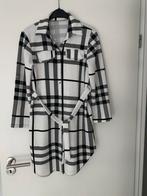 Leuke dames blouse met lange mouw mt 38, Kleding | Dames, Blouses en Tunieken, Ophalen of Verzenden, Zo goed als nieuw, Maat 38/40 (M)