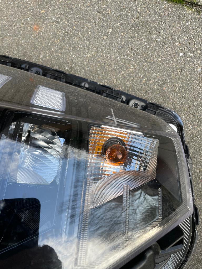 L Koplamp Hyundai Kona 2024, Ophalen, Gebruikt, Hyundai