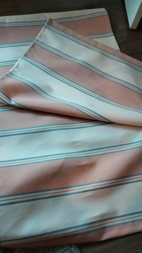 mooie lap stof (zonneschermdoek), Hobby en Vrije tijd, Stoffen en Lappen, Nieuw, Polyester, 30 tot 120 cm, 200 cm of meer, Overige kleuren