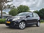 Dacia Sandero 1.2 Lauréate, Auto's, Voorwielaandrijving, Euro 5, Gebruikt, Zwart
