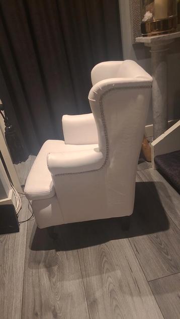Kinder fauteuil  beschikbaar voor biedingen