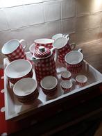 Servies goed At Home Marieke met rood-wit ruitpatroon, Ophalen of Verzenden, Overige stijlen