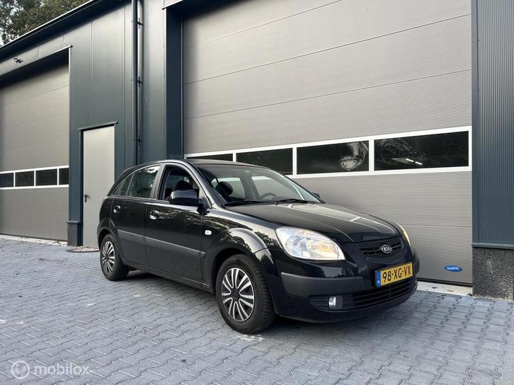 Kia Rio 1.6 CVVT X-ecutive, Auto's, Kia, Bedrijf, Te koop, Rio, ABS, Airbags, Airconditioning, Alarm, Boordcomputer, Centrale vergrendeling