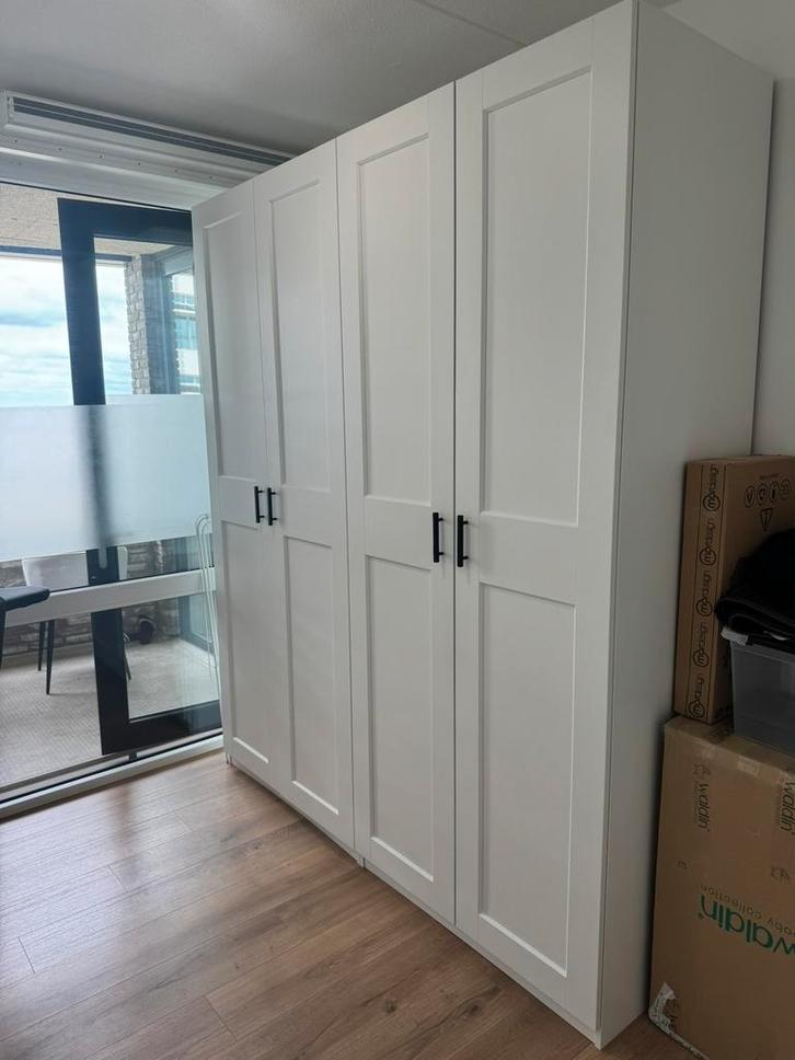 Ikea pax kast 300x236- AF TE HALEN IN MAART 2026, Huis en Inrichting, Kasten | Kledingkasten, Zo goed als nieuw, 200 cm of meer
