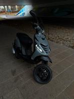 Piaggio Zip 70cc 2T – Nardo Grey | 2018 | Bomvol opties, Fietsen en Brommers, Scooters | Piaggio, Ophalen, Tweetakt, Maximaal 45 km/u