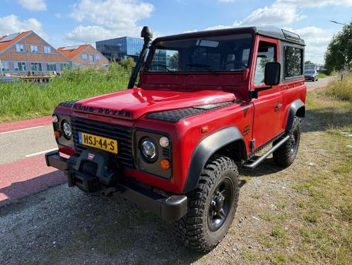 Stoere DEFENDER 90 met TD5 motor BIJNA BELASTINGVRIJ!, Auto's, Land Rover, Particulier, Defender, Diesel, SUV of Terreinwagen