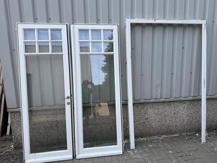 2 identieke sets openslaande deuren met dubbelglas, Doe-het-zelf en Verbouw, Kozijnen en Schuifpuien, Zo goed als nieuw, Deurkozijn