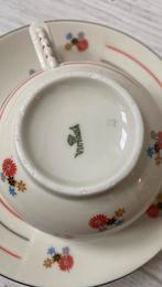 Servies Victoria 108(1190) 12 delig compleet. Porcelaine, Antiek en Kunst, Ophalen of Verzenden