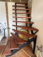 Trap met linkse draai, Ophalen, Gebruikt, Trap, 2 tot 4 meter
