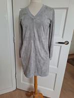 P1 Jurk Ambika mt 38 suedelook, Kleding | Dames, Jurken, Maat 38/40 (M), Ophalen of Verzenden, Zo goed als nieuw, Knielengte