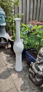 prachtige, hoge kunststof vaas, Ophalen, Kunststof, Wit, Nieuw