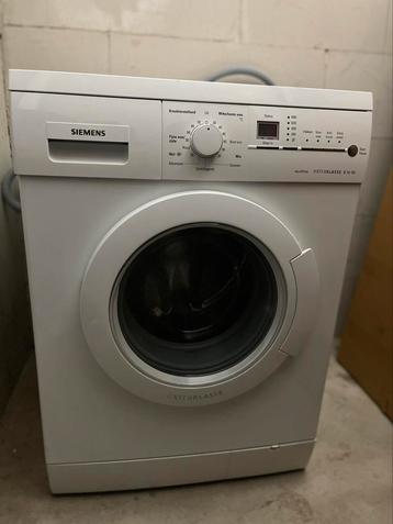 Goed Werkende Siemens Wasmachine beschikbaar voor biedingen